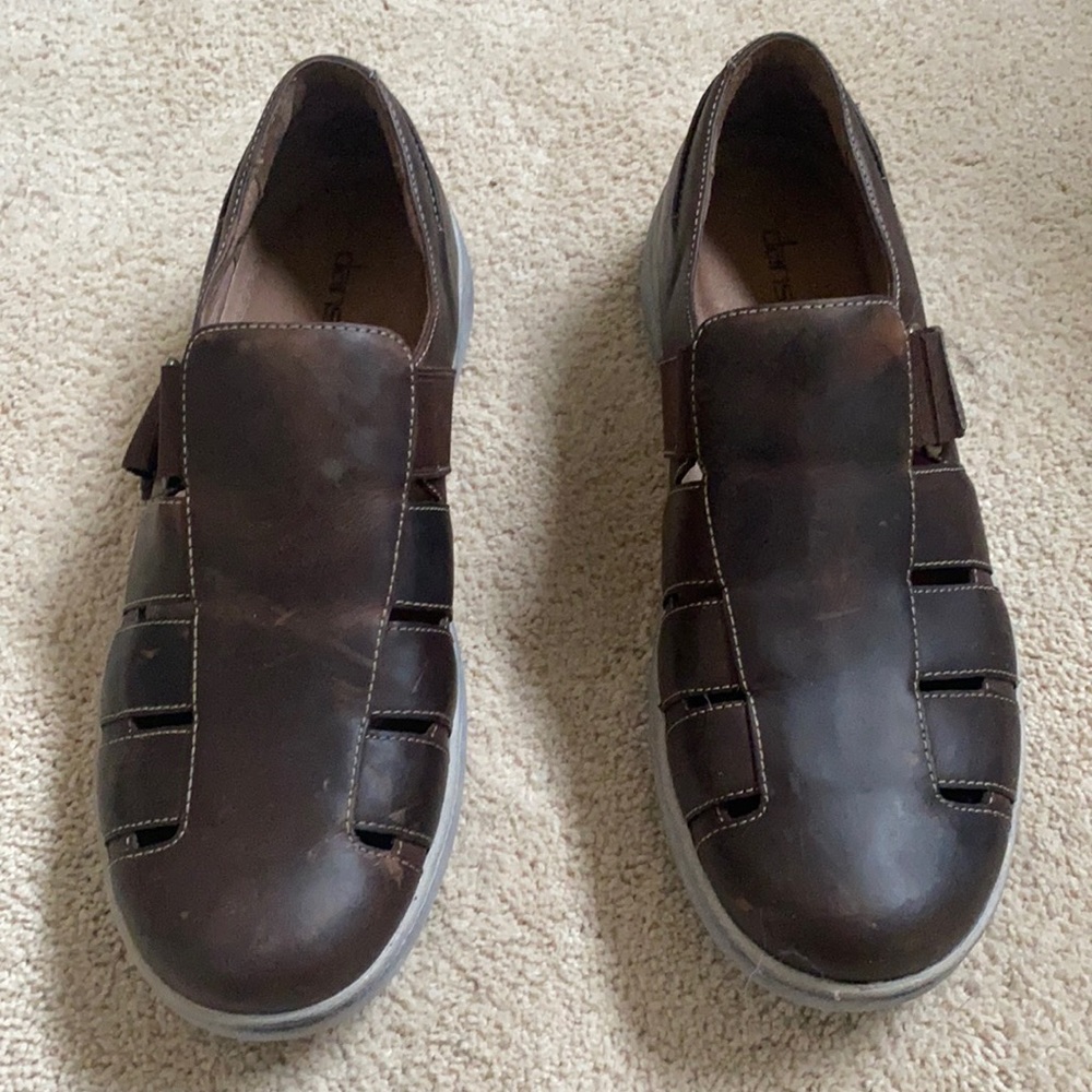 Dansko leather shoe Sandle with adjustable strap